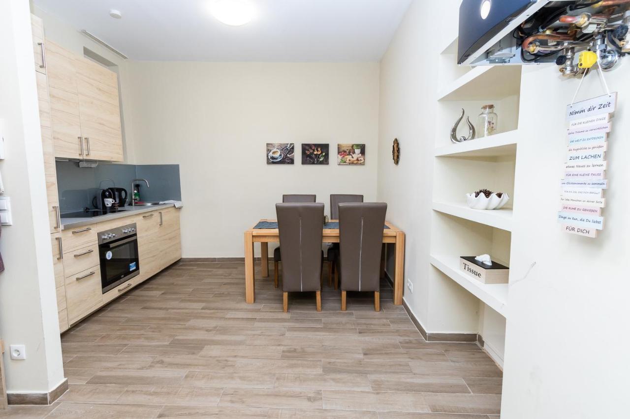 Comfortable Romantic 1 Bedroom Apartment Near Augarten Vienna Luaran gambar