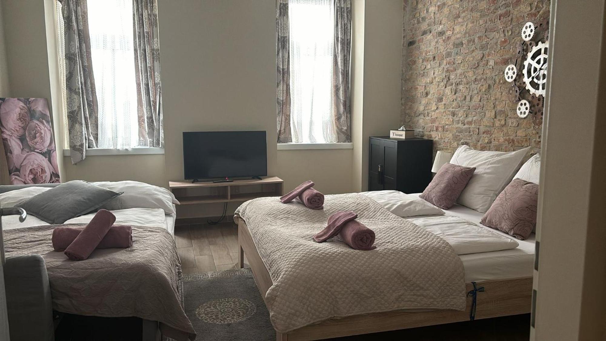 Comfortable Romantic 1 Bedroom Apartment Near Augarten Vienna Luaran gambar
